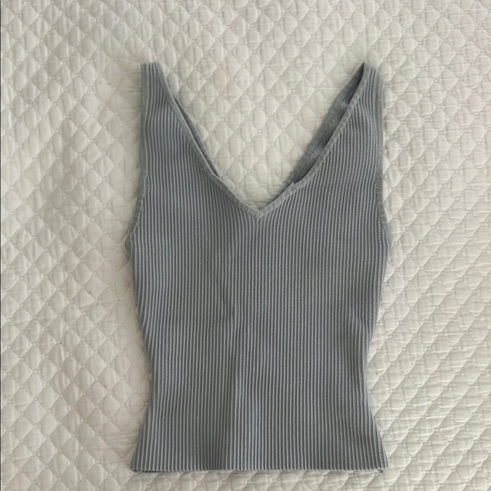 Babaton Sculpt V-Neck Top